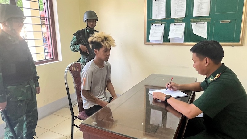 Triệt phá đường dây tổ chức cho người nước ngoài nhập cảnh trái phép vào Việt Nam để đưa sang Campuchia -0