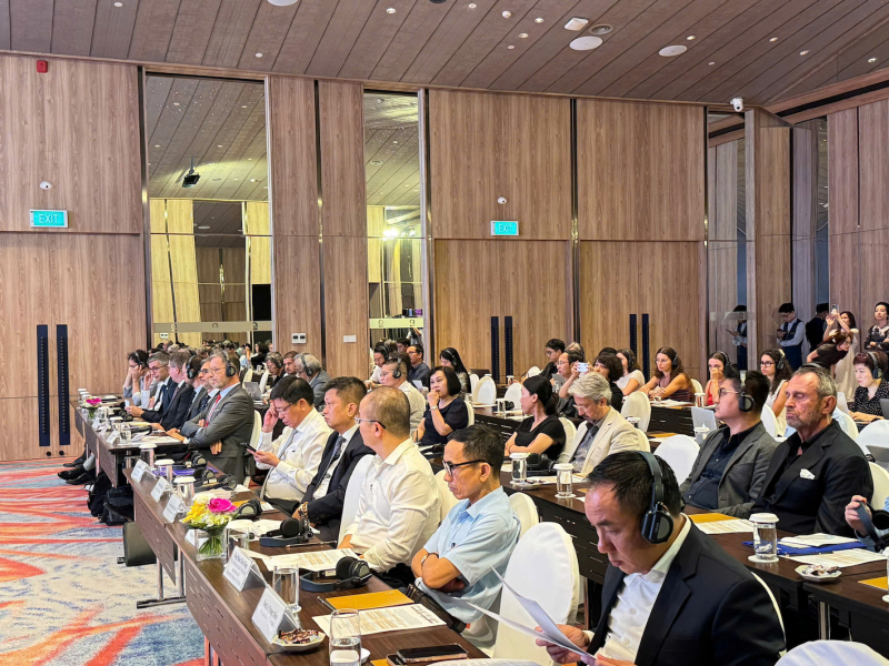 France partners with Hanoi to embellish and preserve values of Long Bien bridge -2