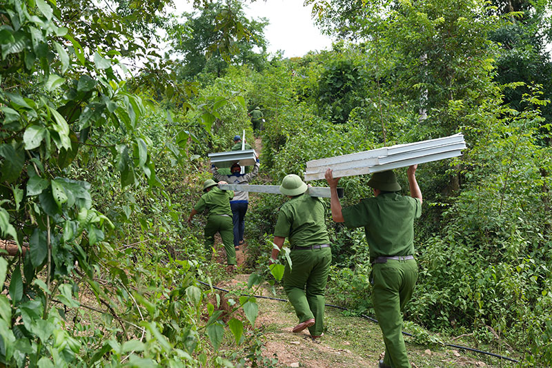 Dân có ấm, bản làng mới yên vui -0