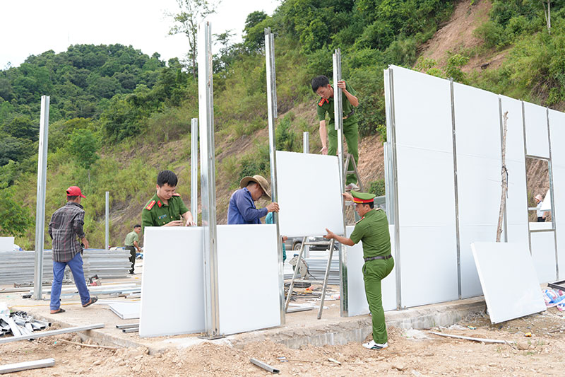 Dân có ấm, bản làng mới yên vui -1