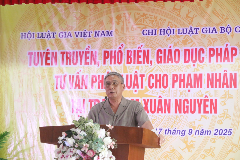 Tuyên truyền, tư vấn pháp luật cho các phạm nhân tại Trại giam Xuân Nguyên -0