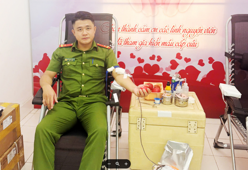 CBCS Công an Cao Bằng kịp thời hiến máu cứu người -0