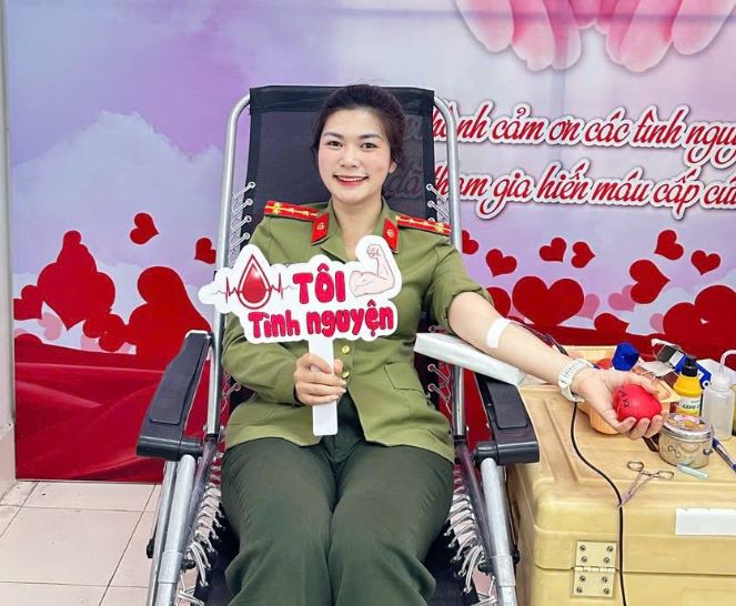 CBCS Công an Cao Bằng kịp thời hiến máu cứu người -0