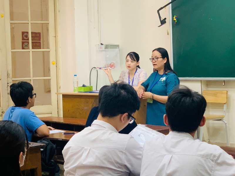 Quy định cụ thể hơn về quy tắc ứng xử của nhà giáo để