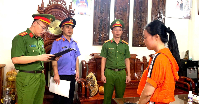 Bắt tạm giam Phạm Văn Đức vì tội khai thác khoáng sản trái phép -0