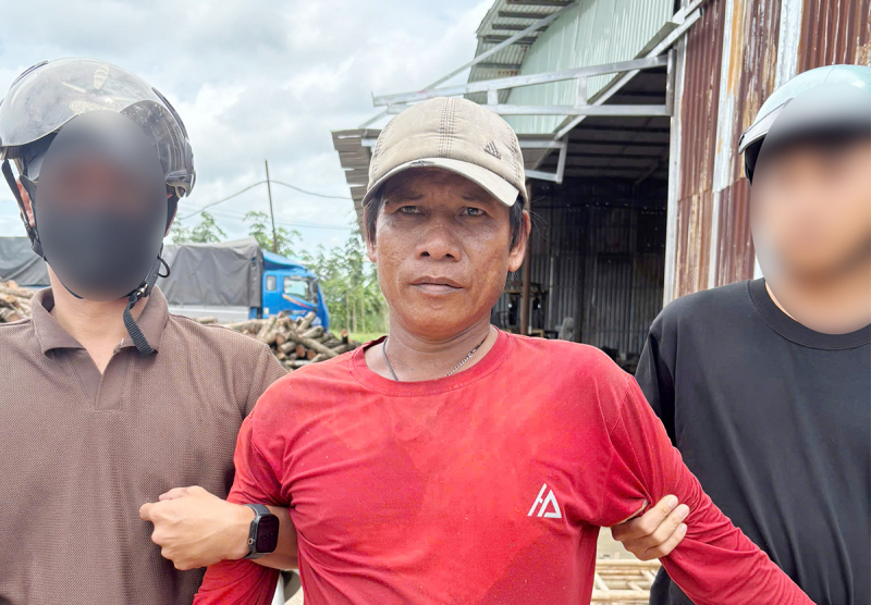 Bắt giữ 2 đối tượng bị truy nã -0