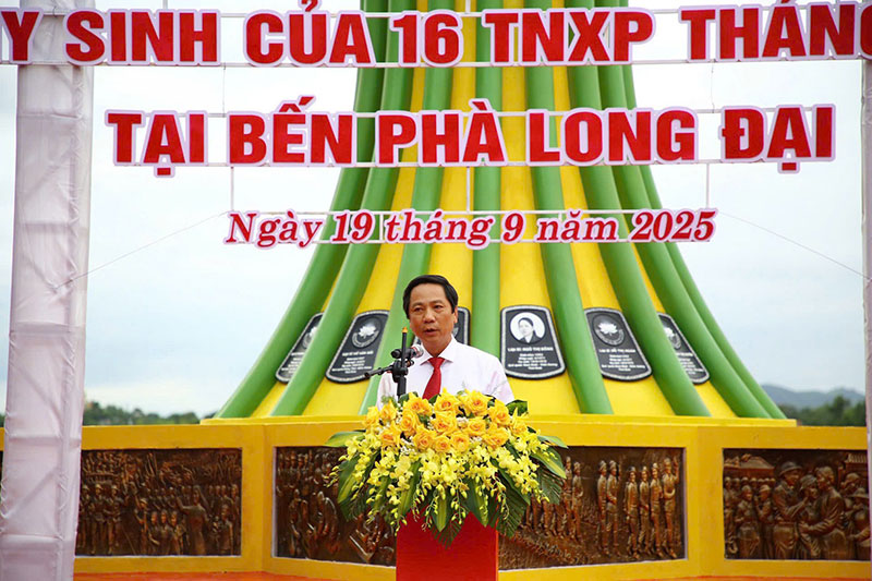 Khánh thành Khu tưởng niệm Thanh niên xung phong hy sinh tại bến phà Long Đại -0