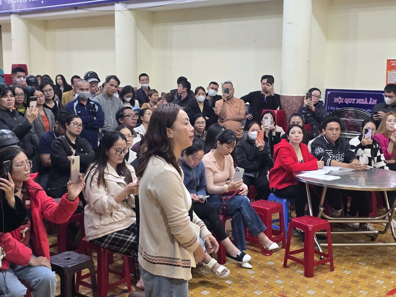 Vụ trường học bị tố dùng thực phẩm bẩn: Hé lộ nhà cung cấp -0