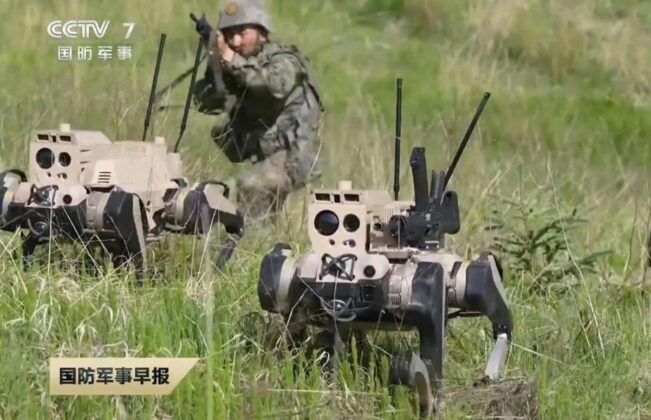 Đội quân chó robot -0