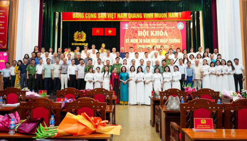 Góp phần tô thắm thêm truyền thống của Học viện ANND anh hùng -0