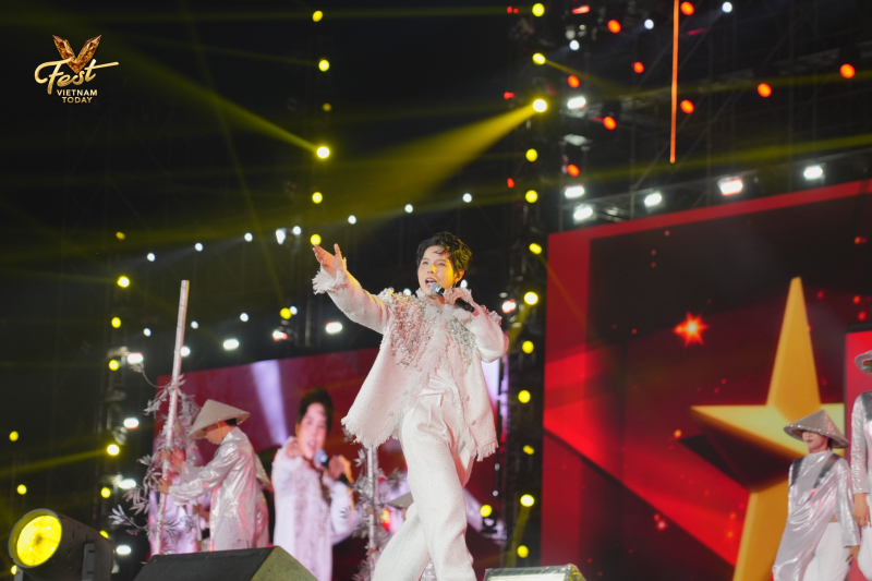 Thủ tướng Phạm Minh Chính: Phấn đấu để nhân dân được hưởng thụ một nền văn hóa văn minh và hiện đại -0