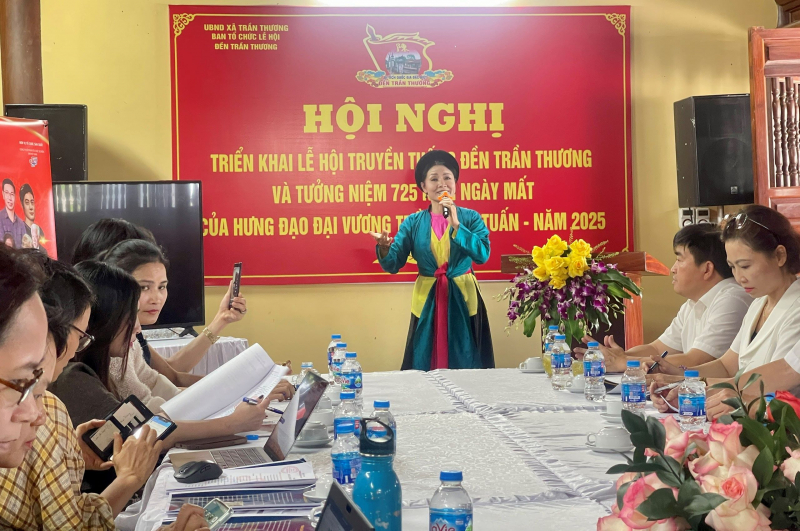 សិល្បករ សិល្បការិនី ជាង ៣០០នាក់ បានសម្តែងក្នុងរាត្រីបើកមហោស្រពប្រាសាទ Tran Thuong ឆ្នាំ ២០២៥ -០