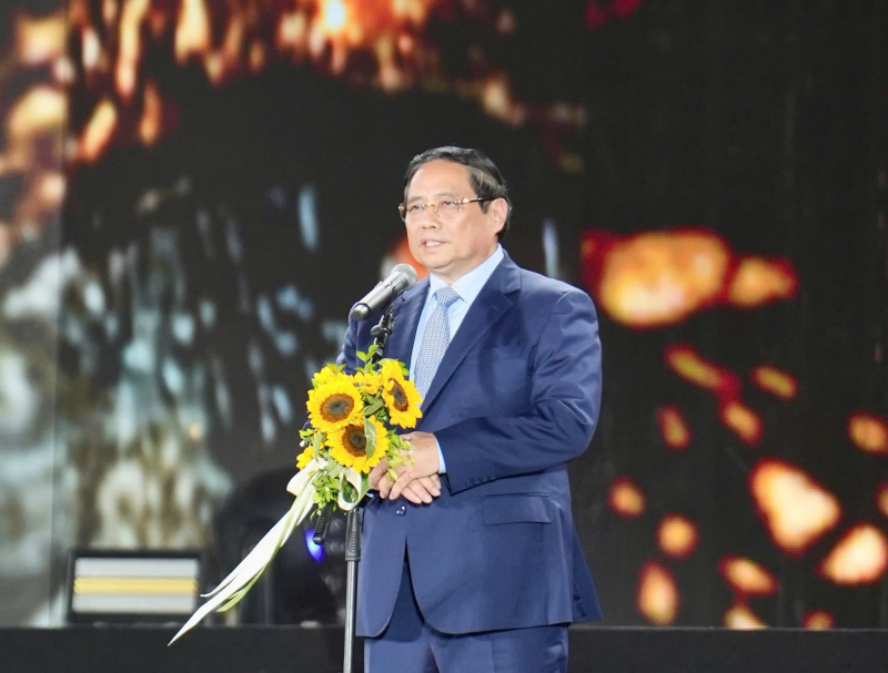 Thủ tướng Phạm Minh Chính: Phấn đấu để nhân dân được hưởng thụ một nền văn hóa văn minh và hiện đại -0