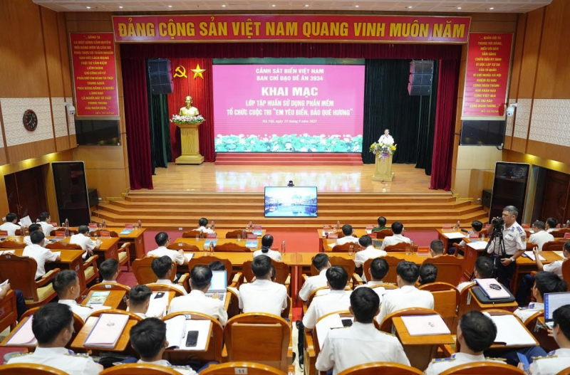 Tập huấn sử dụng phần mềm tổ chức Cuộc thi trực tuyến “Em yêu biển đảo quê hương” -2