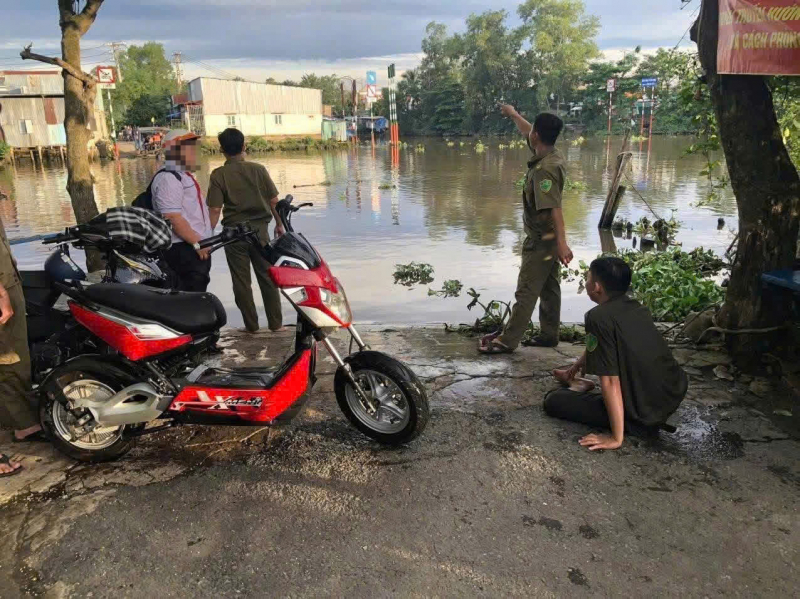 Nhân rộng hình ảnh dũng cảm cứu người của thành viên lực lượng an ninh cơ sở -0