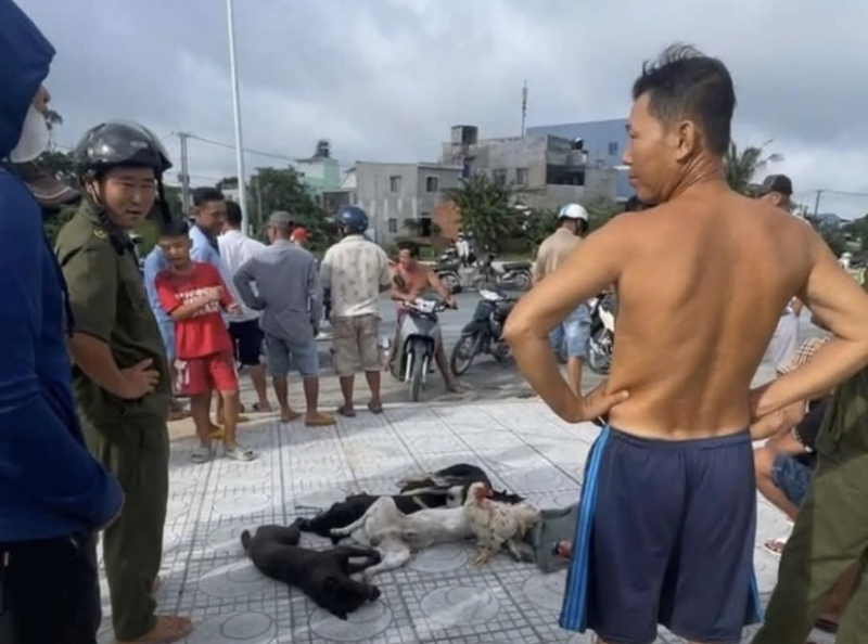 Truy xét 2 đối tượng trộm chó manh động cướp xe người dân để tẩu thoát -0