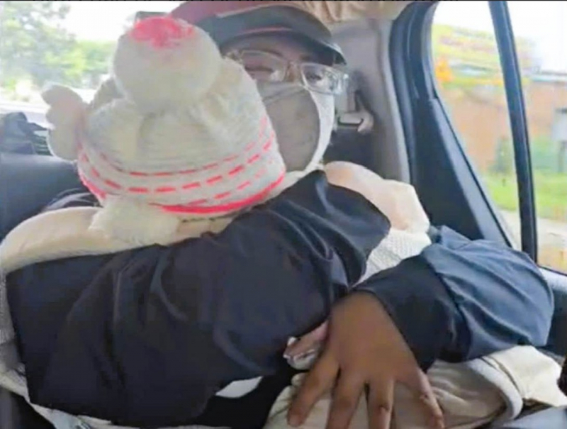 CSGT Công an Đồng Nai kịp thời đưa bé trai 1 tuổi đi cấp cứu -0