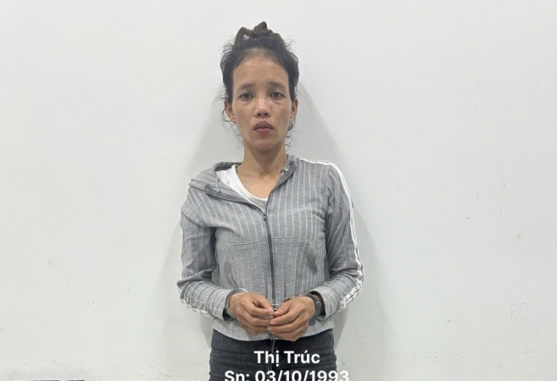 Sự thật phía sau vụ tự tử của cô gái khuyết tật bán rau bị cướp điện thoại -0
