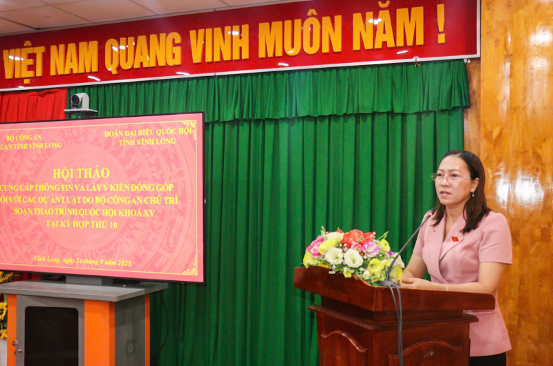 z7045712774967_962ac3fefb5a01d2046428bdad1548da.jpg -0