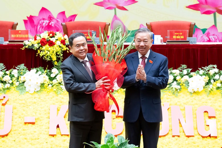 Đưa Quốc hội phát triển vững mạnh, là hiện thân sống động của ý chí và nguyện vọng của nhân dân -0