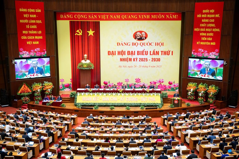 Đưa Quốc hội phát triển vững mạnh, là hiện thân sống động của ý chí và nguyện vọng của nhân dân -0