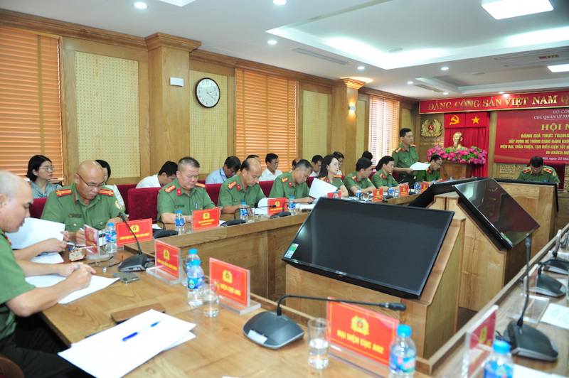 Xây dựng hệ thống cảng hàng không, sân bay Việt Nam văn minh, hiện đại,  -0