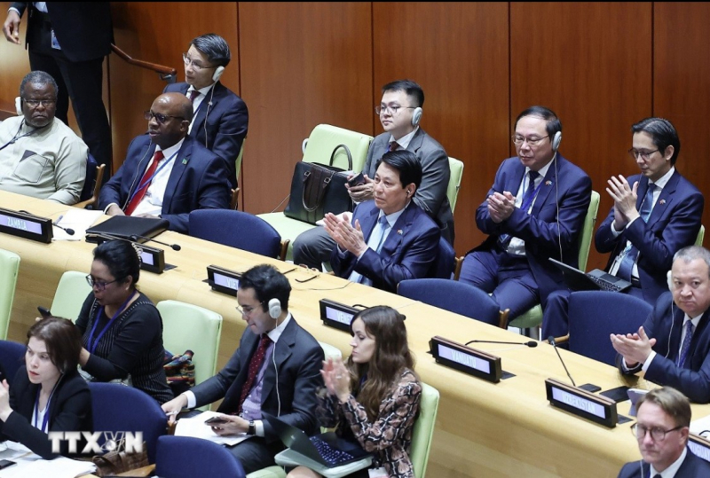 Chủ tịch nước: Các quốc gia cần thực hiện đầy đủ cam kết về tài chính khí hậu -0