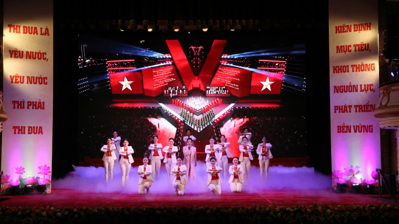 Đoàn kết, nỗ lực, đưa phong trào thi đua yêu nước thành động lực đổi mới, sáng tạo, cống hiến  -0