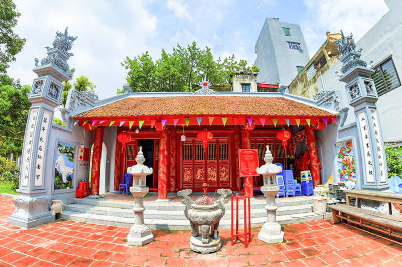 Nén hương cho hào sĩ nông dân Lê Huy Ngọ -0