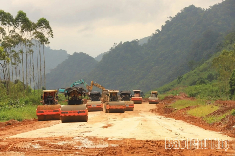 Phú Thọ bứt phá hạ tầng, hướng tới trung tâm kết nối vùng -0