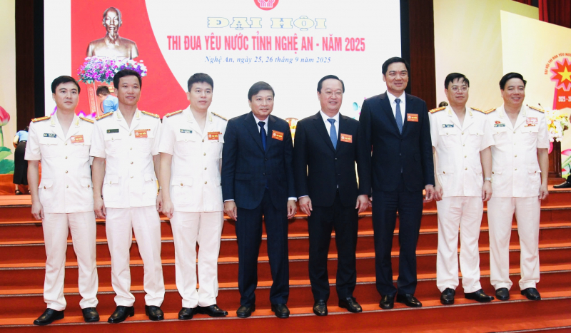 Đại hội Thi đua yêu nước tỉnh Nghệ An năm 2025: Tôn vinh, lan toả những tấm gương điển hình tiên tiến -0