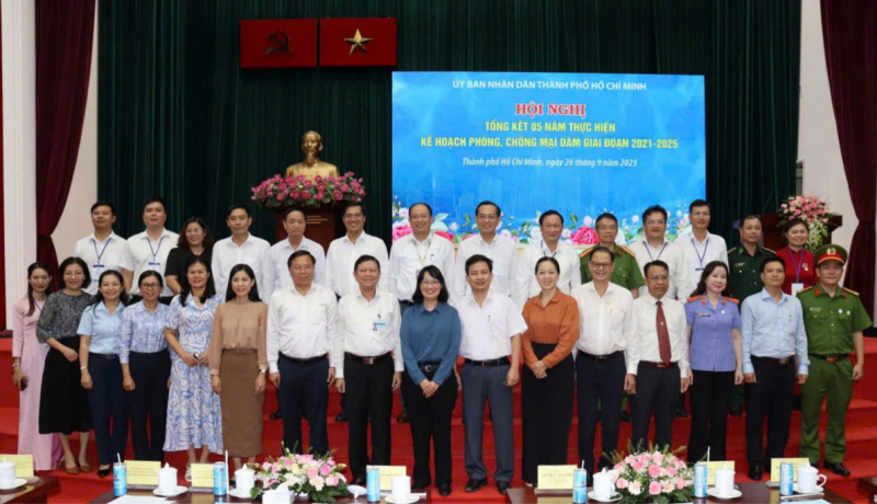 TP Hồ Chí Minh: Hoạt động mại dâm diễn biến phức tạp với nhiều hình thức trá hình -2