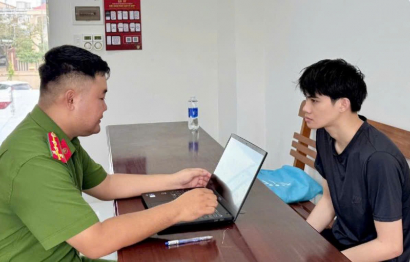 Thành viên đường dây lừa đảo nước ngoài giả danh nhân viên điện lực chiếm đoạt 2,25 tỷ đồng -0