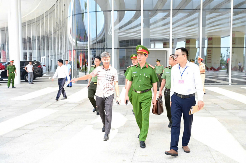 Công an Hải phòng: góp phần vào thành công chung của các sự kiện chính trị trọng đại đang diễn ra trên cả nước. -0