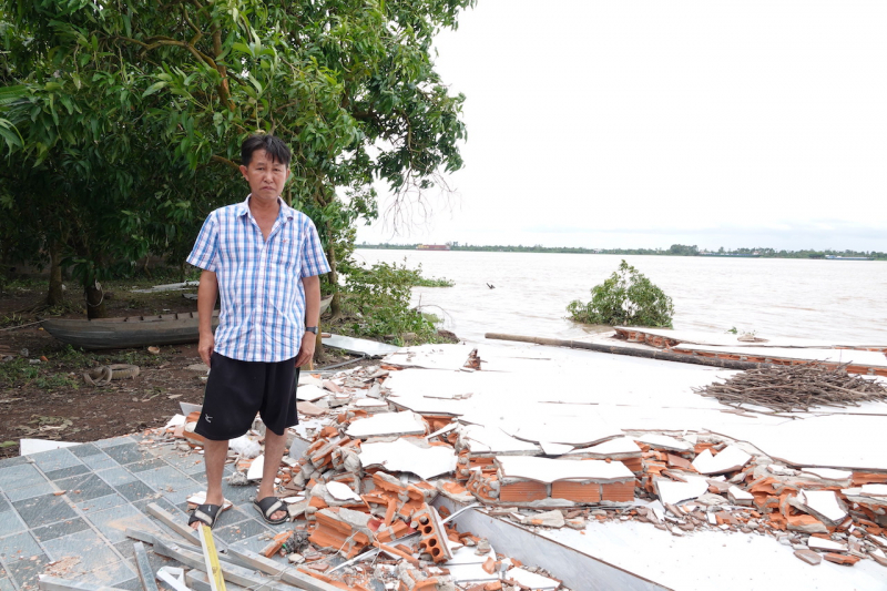 Cận cảnh hiện trường sạt lở nguy hiểm, uy hiếp cuộc sống của hàng trăm hộ dân ven sông Tiền -0