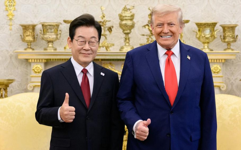 Hàn Quốc đề xuất Tổng thống Trump làm sứ giả kết nối với Triều Tiên -0