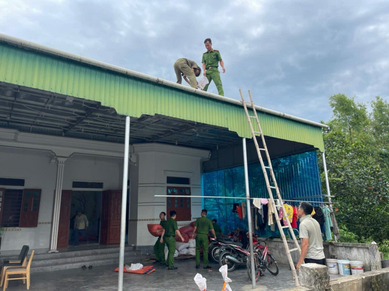 Công an Hà Tĩnh chủ động ứng phó với bão số 10 -0