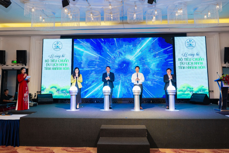 Vinuni “chiến thắng kép” tại Esg Business Awards 2025 -0