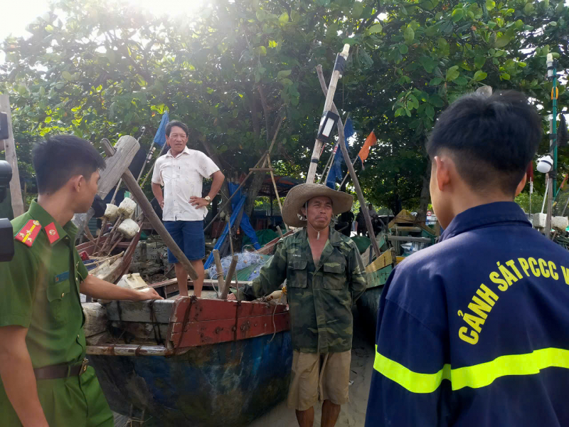 gen-h-tuyen truyen 1.jpg -0