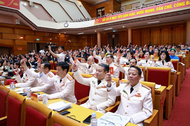 Đồng chí Hoàng Văn Nghiệm tái đắc cử Bí thư Tỉnh ủy Lạng Sơn nhiệm kỳ 2025-2030 -0