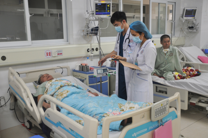 Đột phá về chuyển đổi số toàn diện trong chăm sóc sức khoẻ nhân dân -0