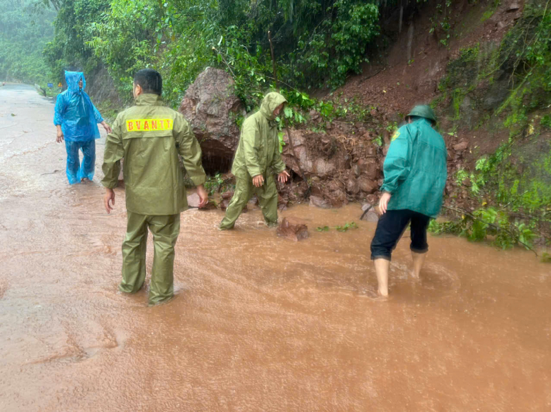 Quảng Trị đang khẩn trương ứng phó với bão số 10 -0