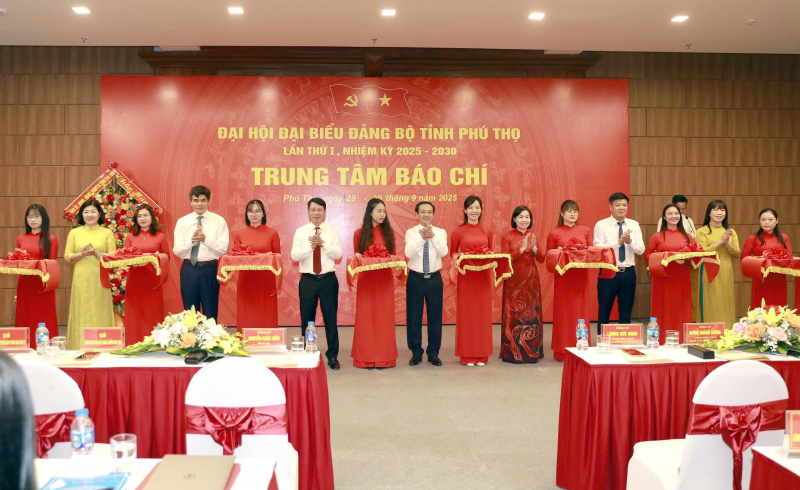 Khai trương Trung tâm báo chí phục vụ Đại hội đại biểu Đảng bộ tỉnh Phú Thọ -0