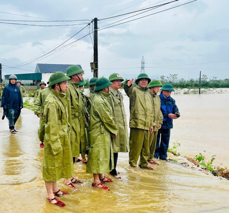 Tổng lực khắc phục hậu quả bão số 10 -0