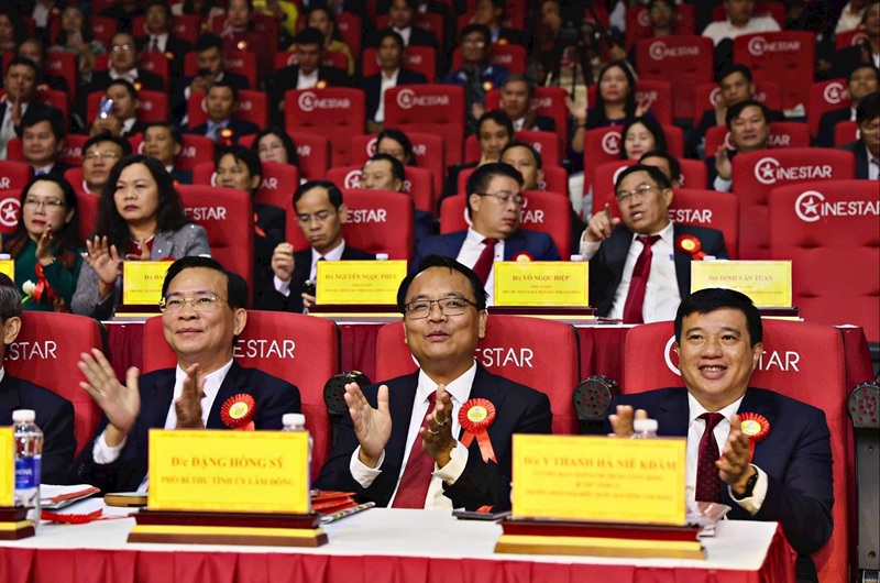 Lâm Đồng là điểm sáng về nông nghiệp công nghệ cao, khai thác khoáng sản -0