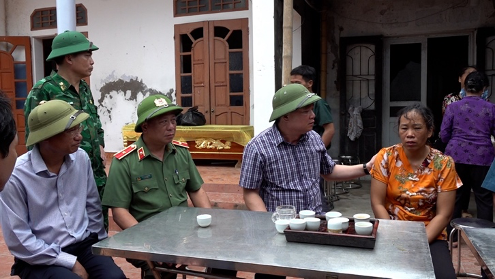 Hỗ trợ người dân thiệt hại nặng nề sau bão -0