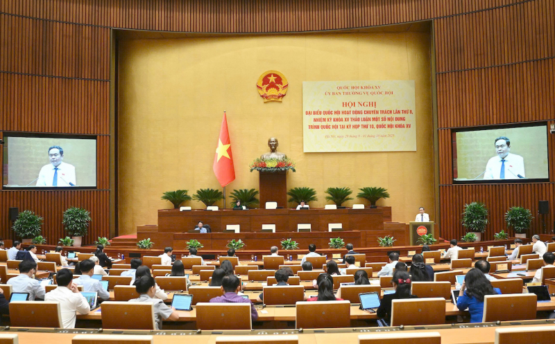 Hội nghị đại biểu Quốc hội hoạt động chuyên trách lần thứ 8 cho ý kiến đối với 21 dự án luật quan trọng -0