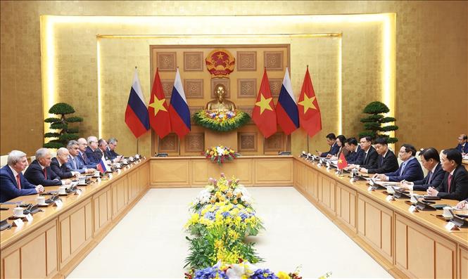 Thủ tướng Chính phủ Phạm Minh Chính hội kiến Chủ tịch Duma Quốc gia Nga -0