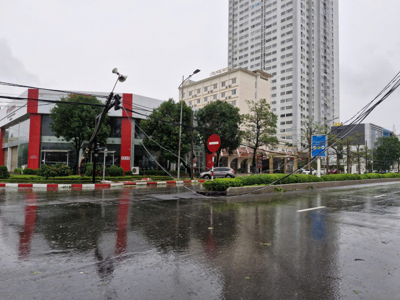 Bão số 10 gây thiệt hại nặng nề ở Nghệ An -0