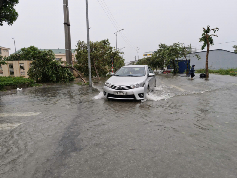 Bão số 10 gây thiệt hại nặng nề ở Nghệ An -0